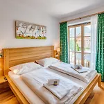 Chaletdorf Am Sonnenhang * Neukirchen am Großvenediger