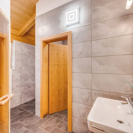 Chaletdorf Am Sonnenhang Appartement *